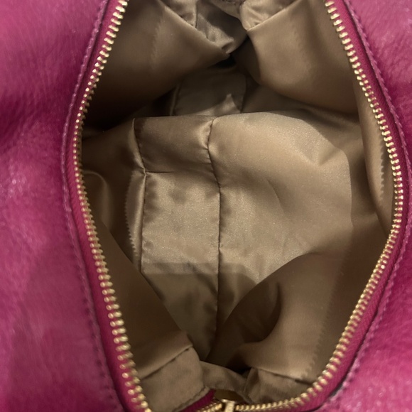 Coach Soft Leather "Edie" Handbag; Fuchsia, 2 Straps - Picture 5 of 13